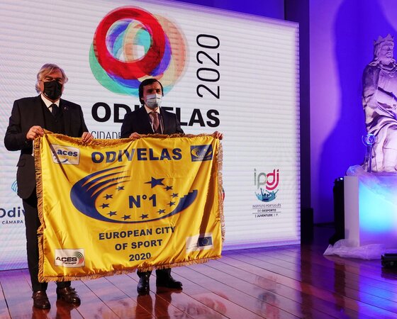 01_entrega_da_bandeira_de_ouro_odivelas_melhor_cidade_europeia_2020