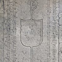 07a_maio_pedra_tumular