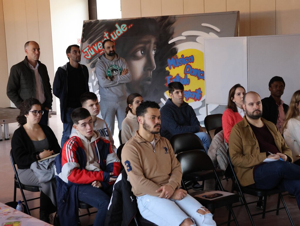 Casa da Juventude promove workshop sobre podcast