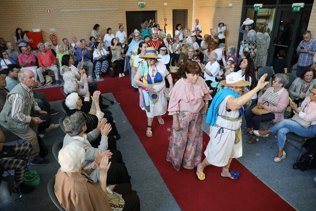«V Desfile Sénior» promove o envelhecimento ativo