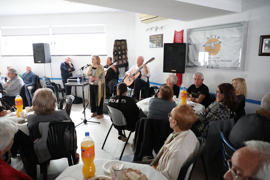 Seniores e motards promovem convívios