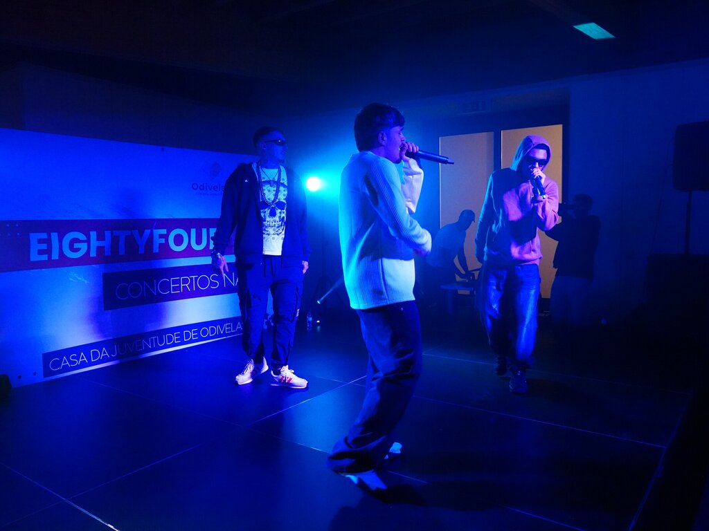 EIGHTYFOUR atuaram na Casa da Juventude