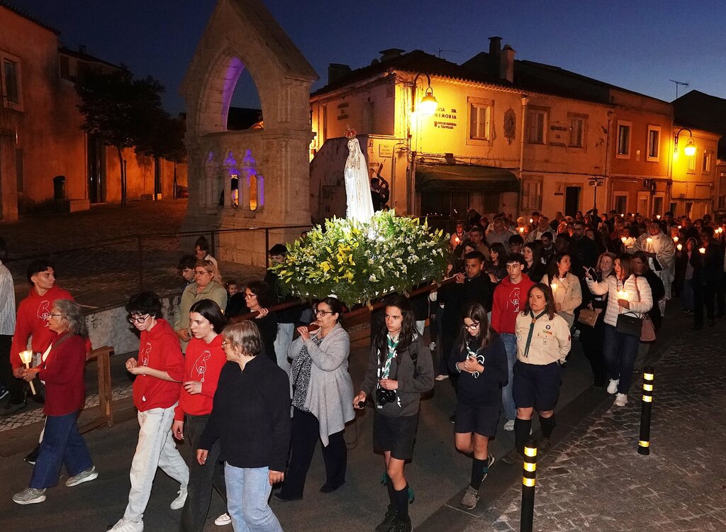  Procissão e Terço Vivo em Odivelas