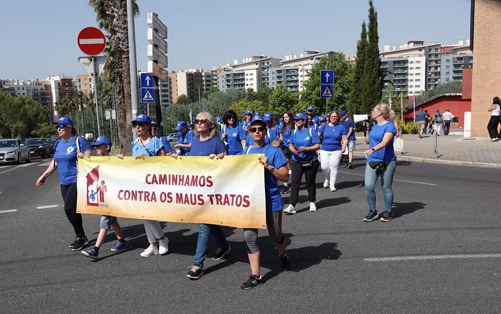 Caminhada contra os maus-tratos