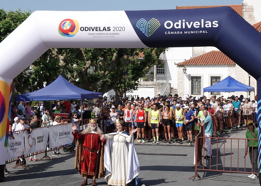 Corrida Dom Dinis contou com a participação de cerca de 800 atletas