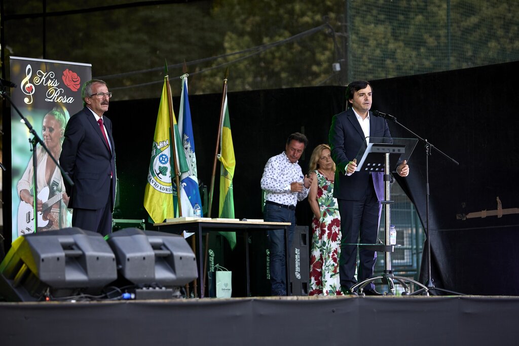 União das Freguesias de Póvoa de Santo Adrião e Olival Basto em festa