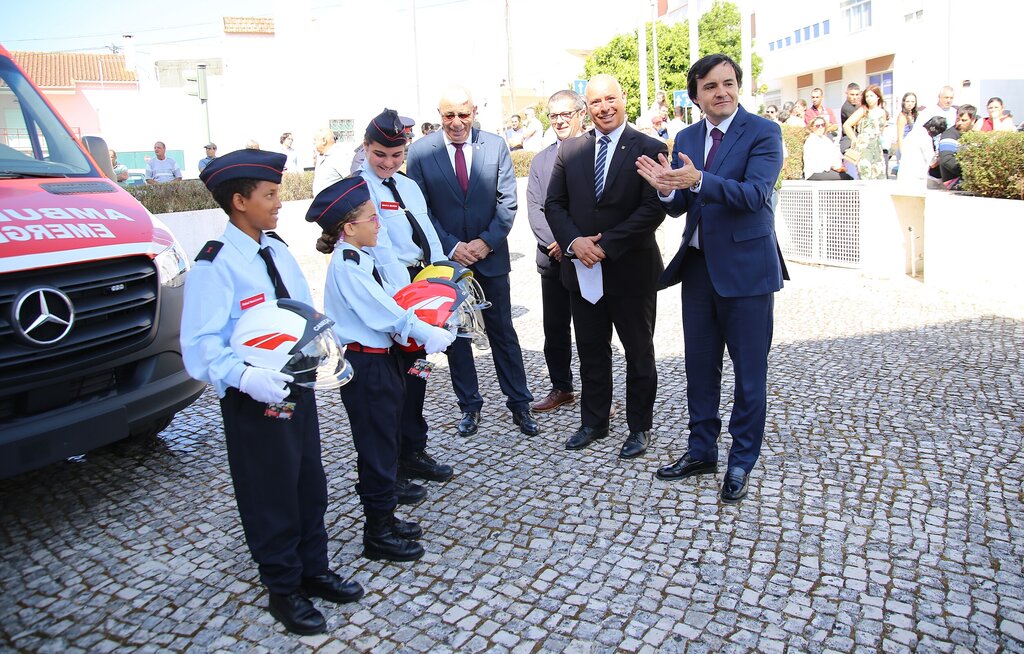    48º aniversário da Associação Humanitária de Bombeiros Voluntários de Caneças