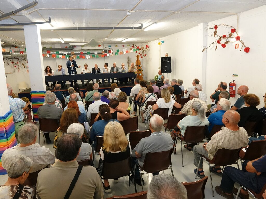 Bairro Encosta da Luz debateu processo de reconversão e requalificação