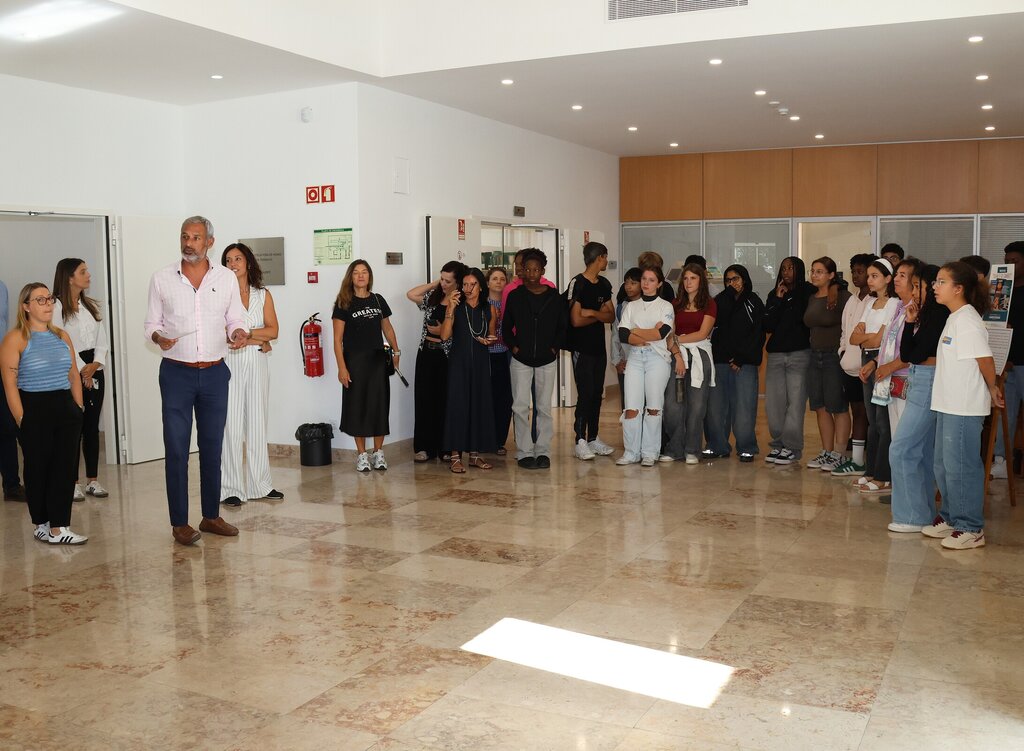 Exposição «Quem és tu, Camões?» na Biblioteca Municipal D. Dinis